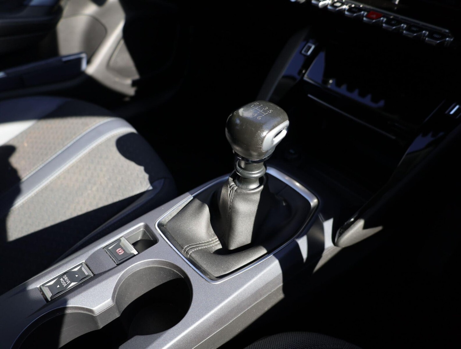 Used Peugeot 2008 2020 for sale - 76681026: Photo 7