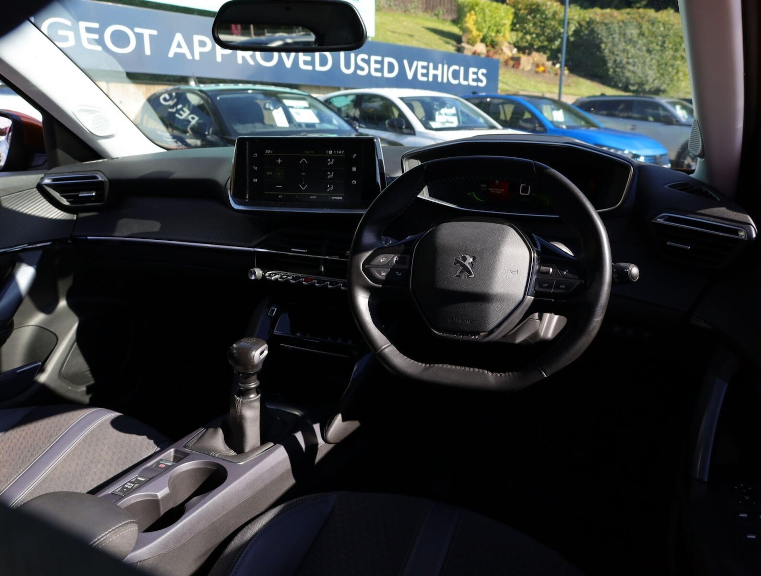 Used Peugeot 2008 2020 for sale - 76681026: Photo 8