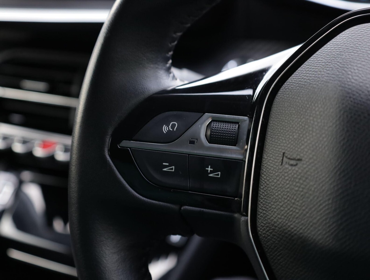 Used Peugeot 208 2020 for sale - 76680993: Photo 14