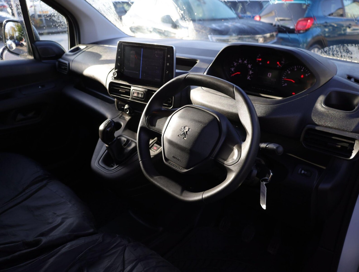 Used Peugeot Partner 2021 for sale - 76681296: Photo 12