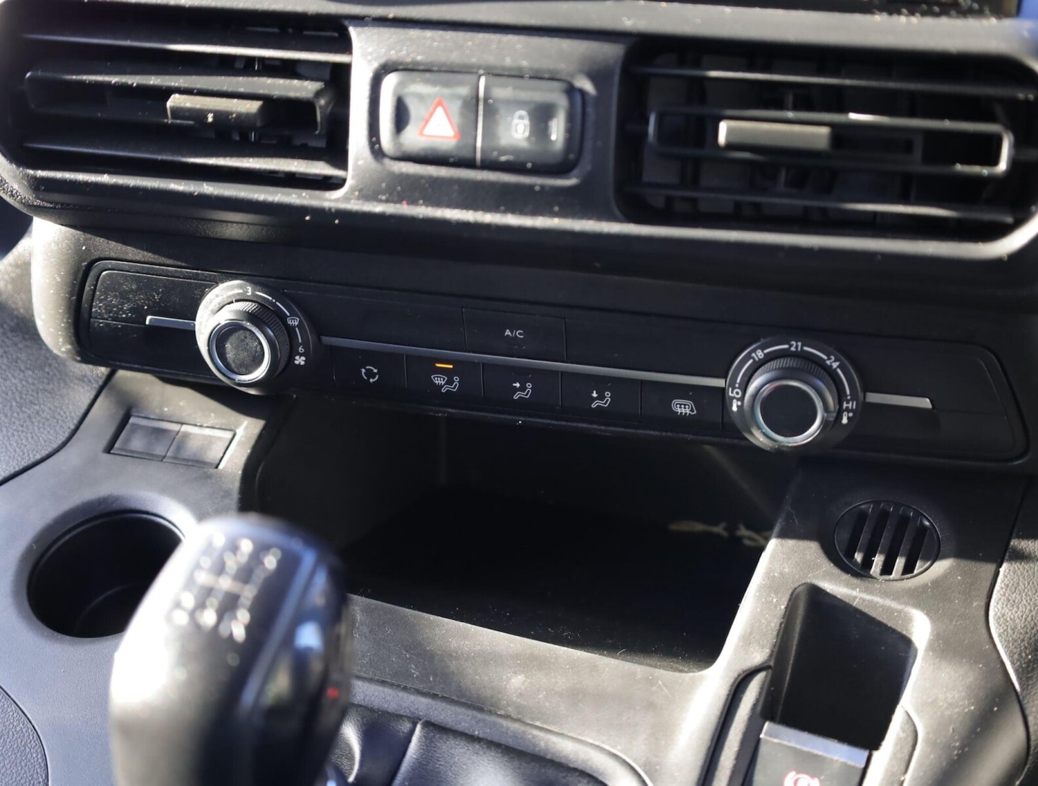 Used Peugeot Partner 2021 for sale - 76681296: Photo 14