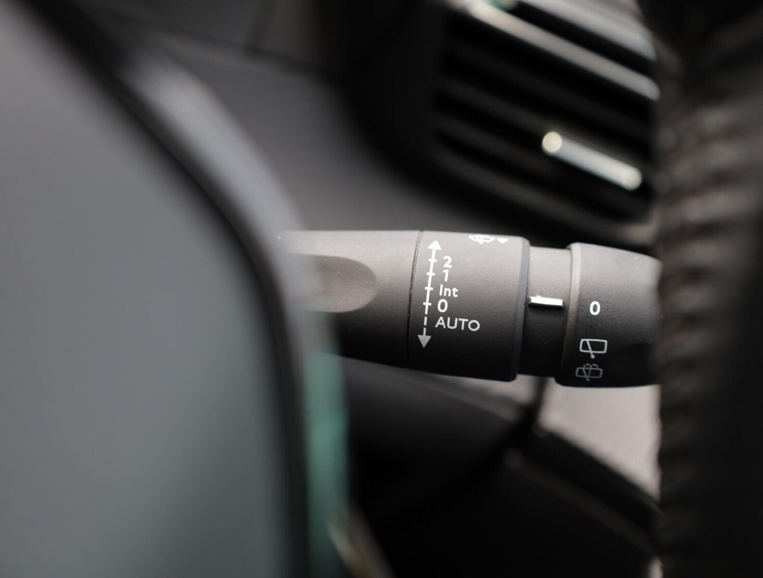 Used Peugeot 2008 2020 for sale - 78144646: Photo 13