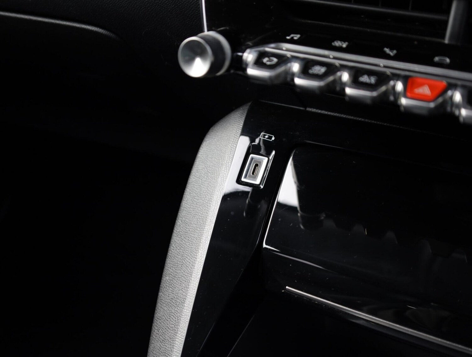 Used Peugeot 2008 2020 for sale - 78144646: Photo 17