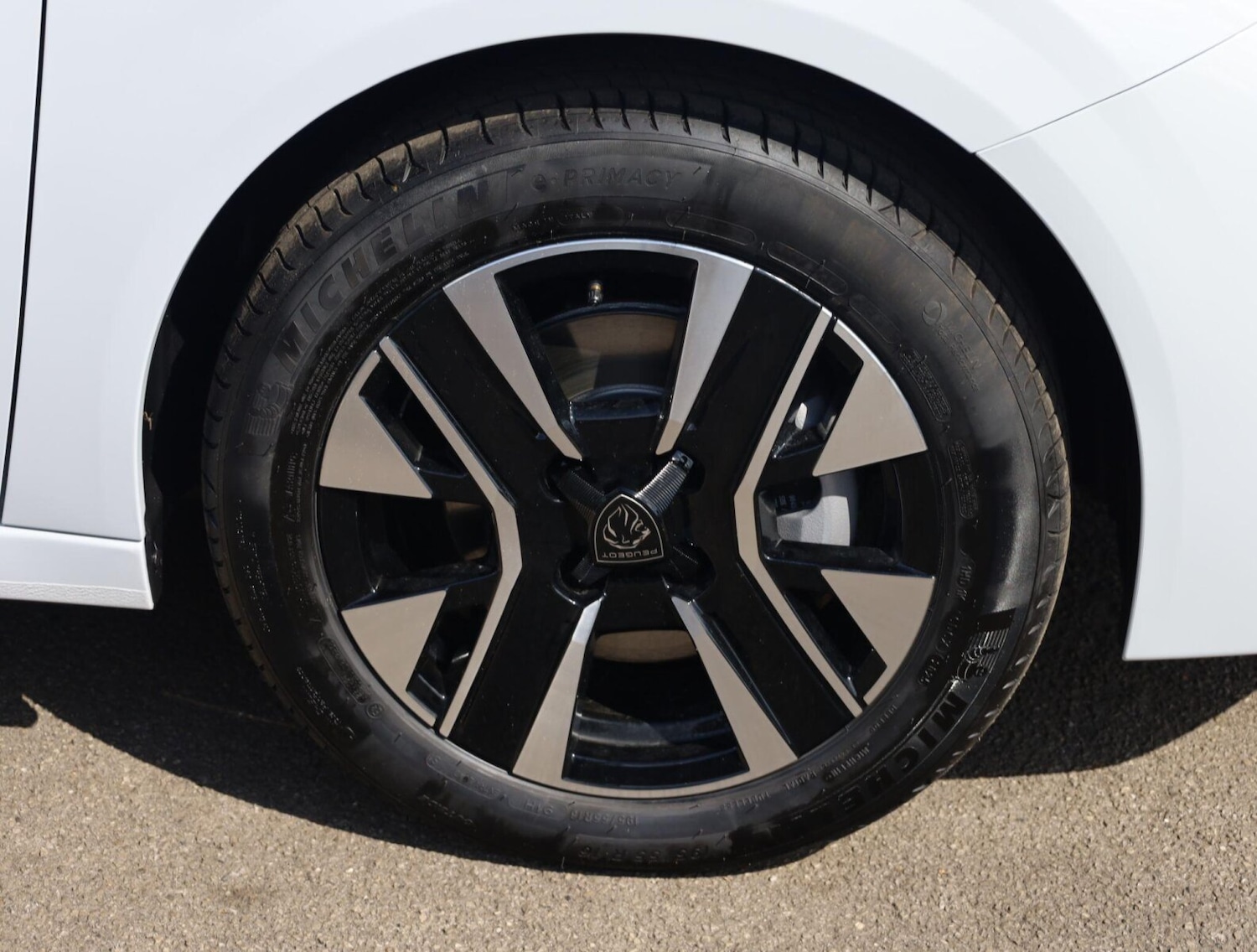 Used Peugeot 208 2025 for sale - 76678392: Photo 24