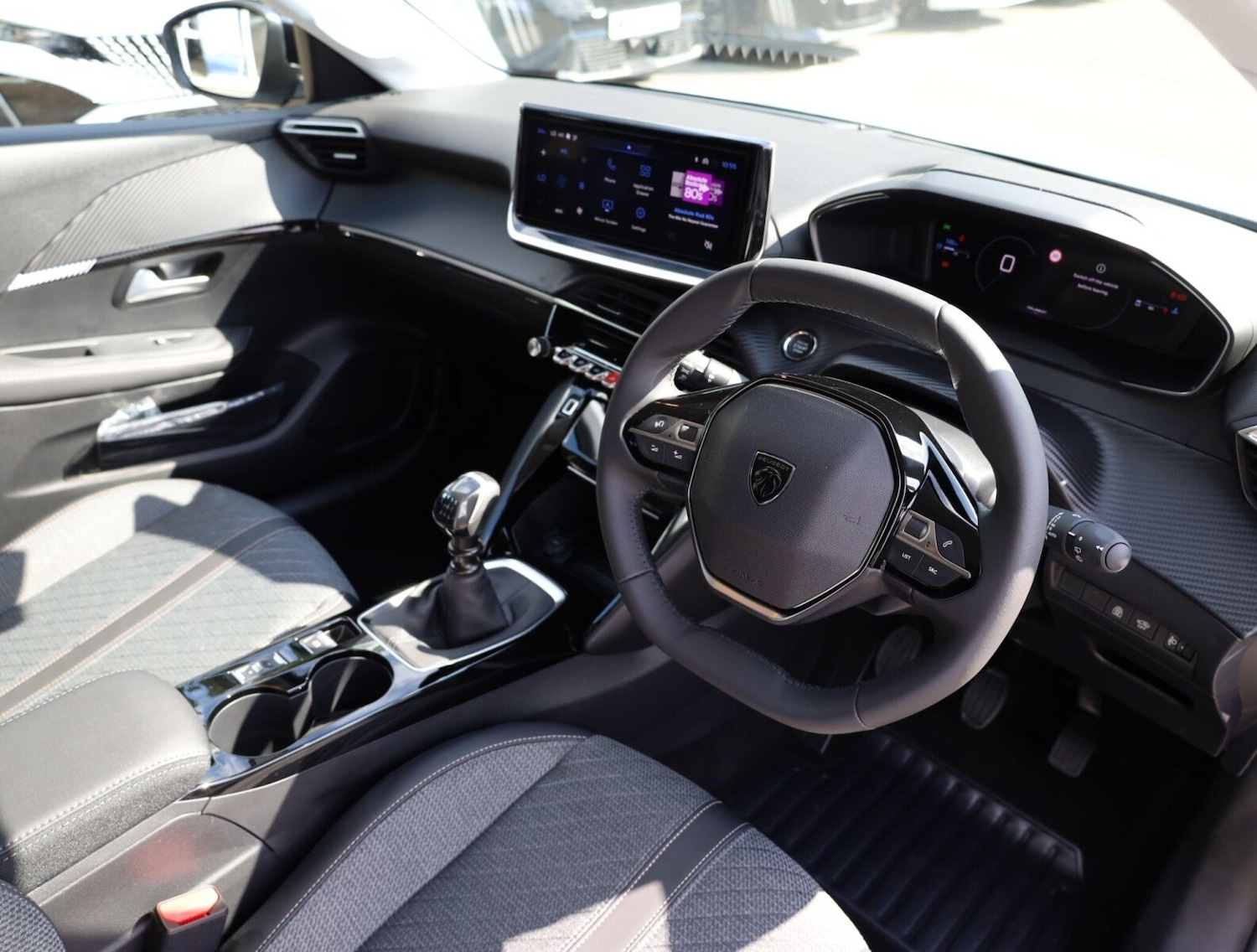 Used Peugeot 208 2025 for sale - 76678392: Photo 8