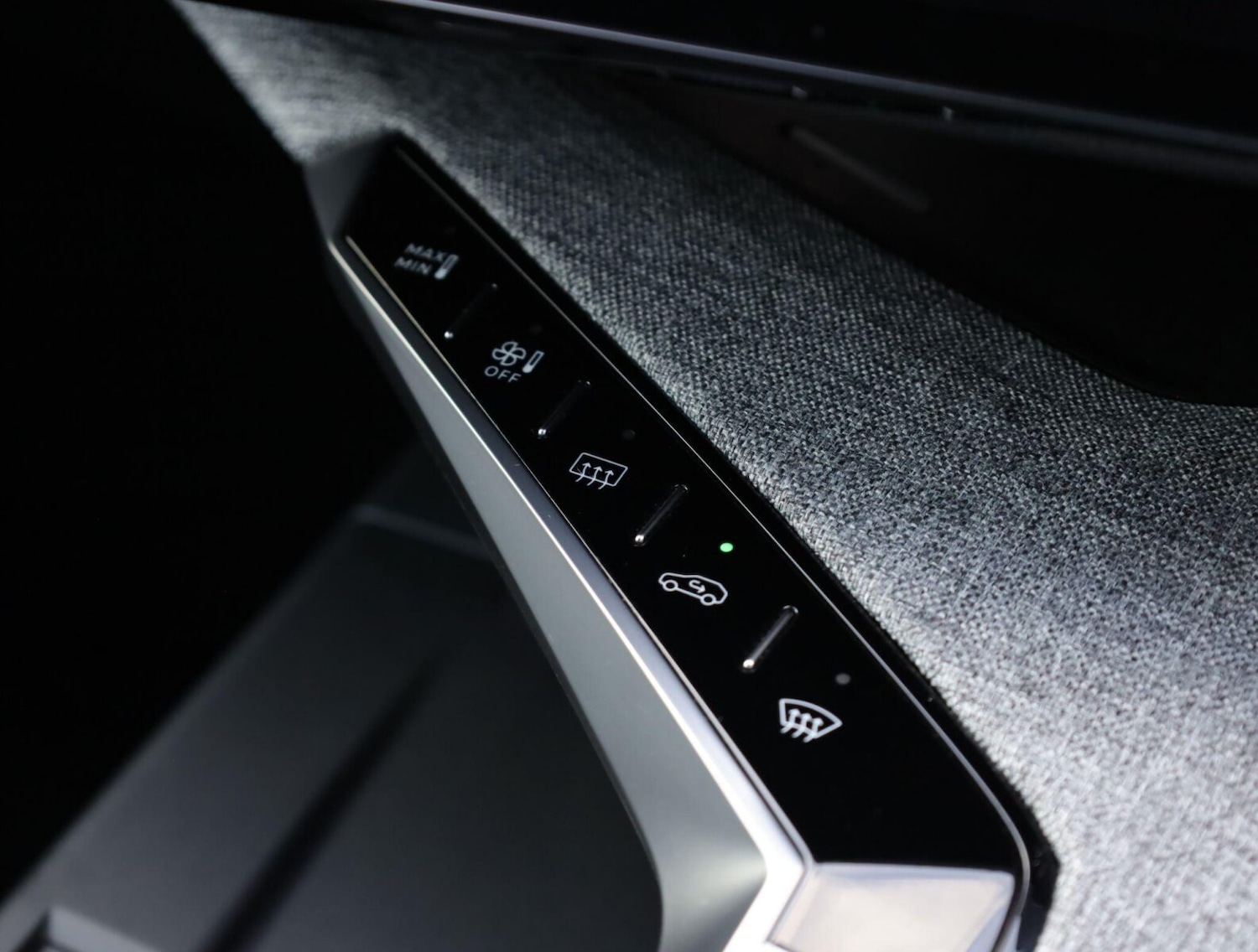 Used Peugeot 3008 2024 for sale - 76677214: Photo 24