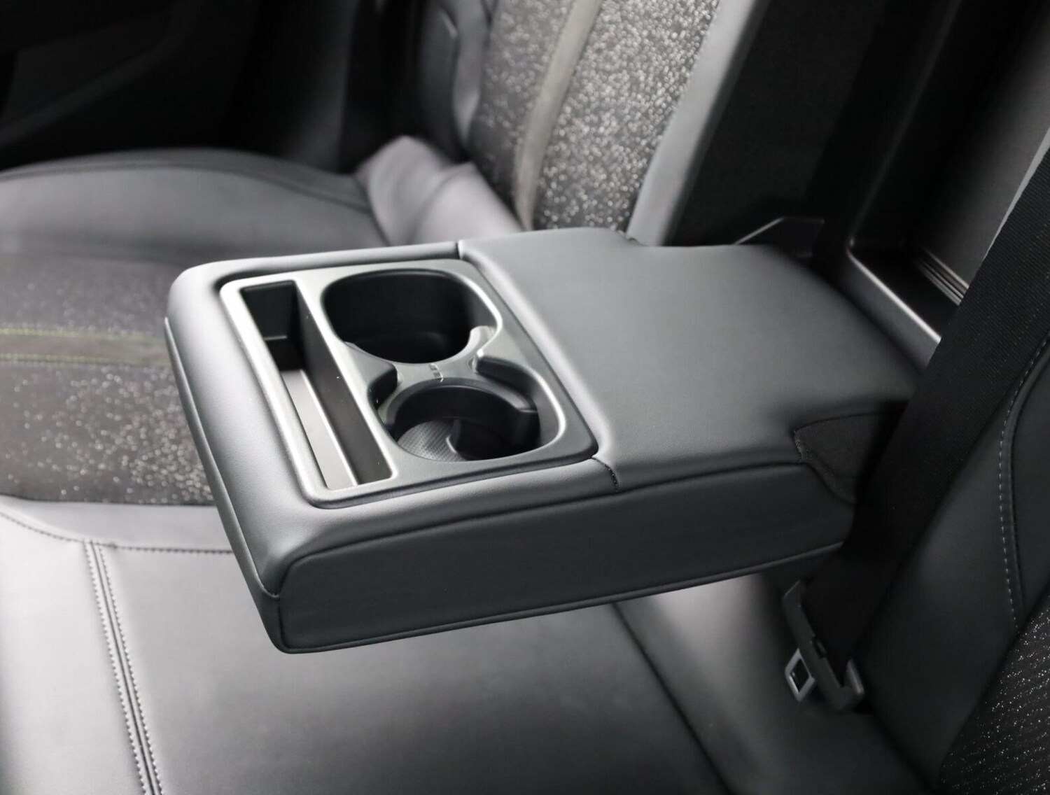 Used Peugeot 408 2025 for sale - 78139694: Photo 24