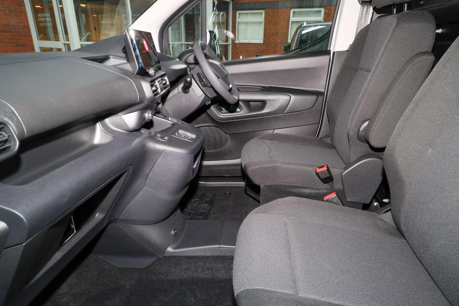 Used Peugeot Partner 2025 for sale - 76678320: Photo 14