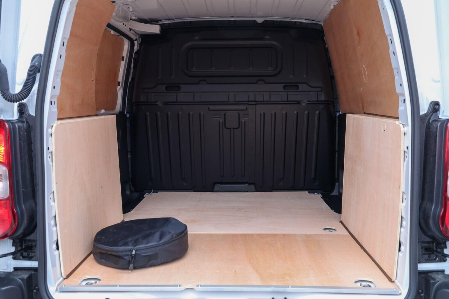 Used Peugeot Partner 2025 for sale - 76678320: Photo 19