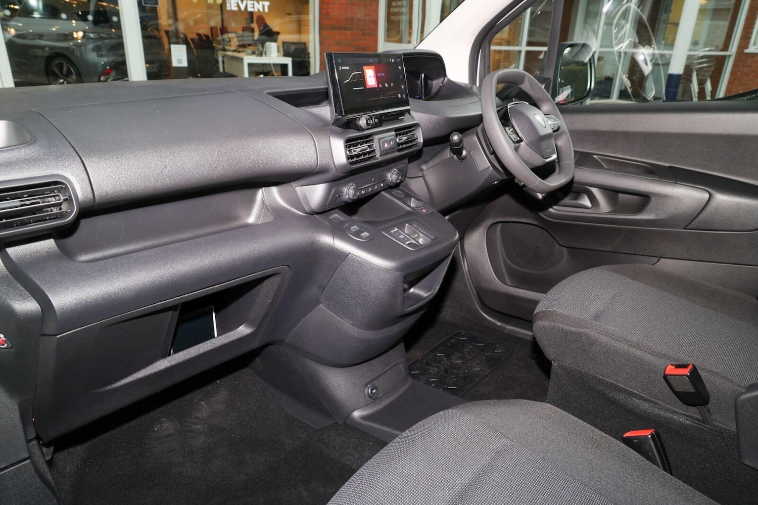 Used Peugeot Partner 2025 for sale - 76678320: Photo 9