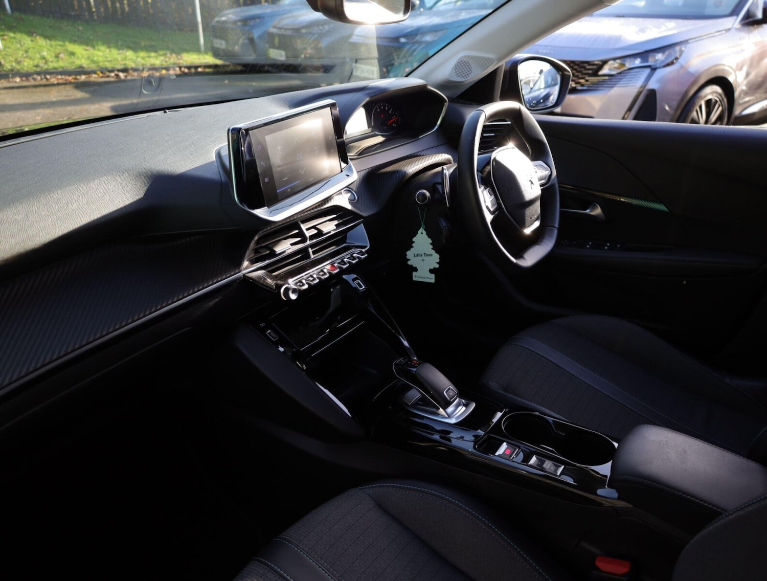 Used Peugeot 208 2020 for sale - 76681145: Photo 9