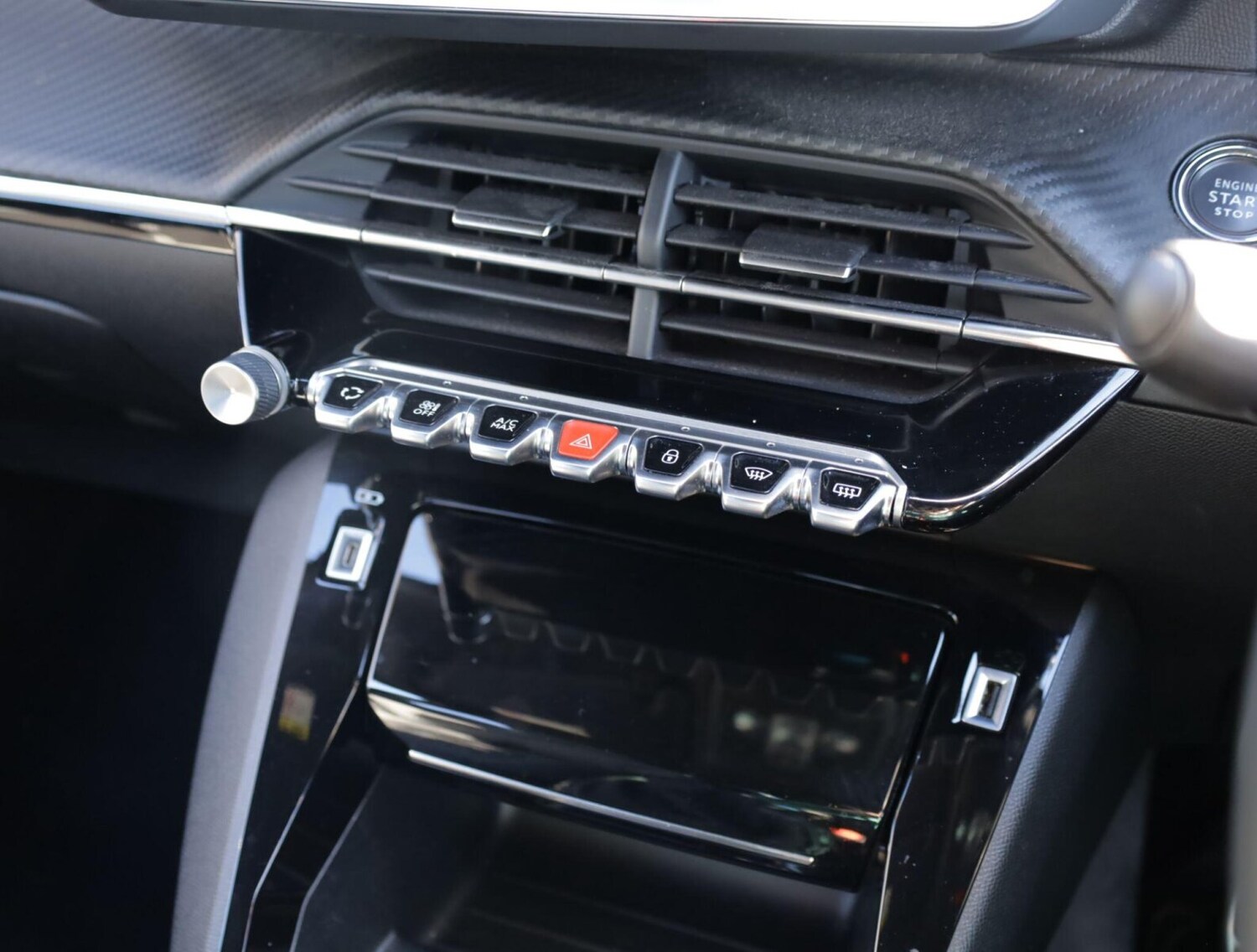 Used Peugeot 2008 2023 for sale - 78220876: Photo 22