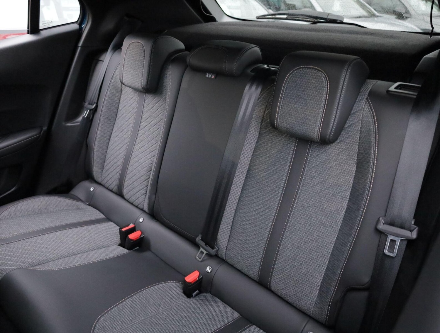 Used Peugeot 2008 2024 for sale - 77262241: Photo 15