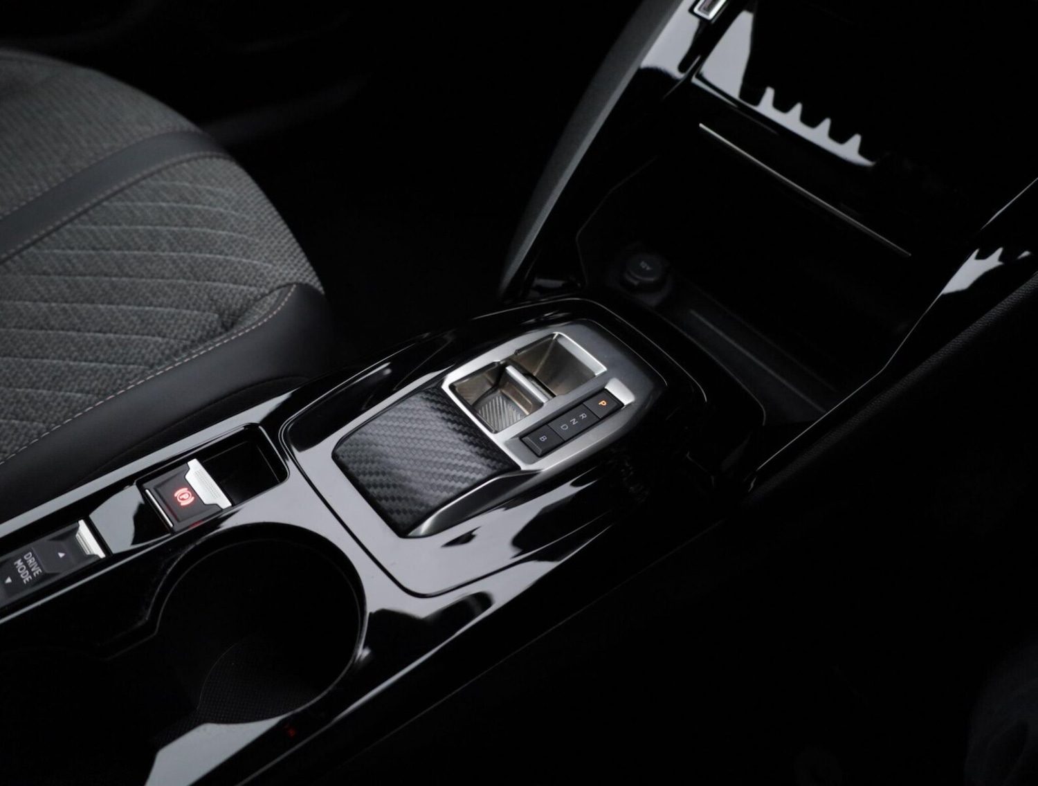 Used Peugeot 2008 2024 for sale - 77262241: Photo 8