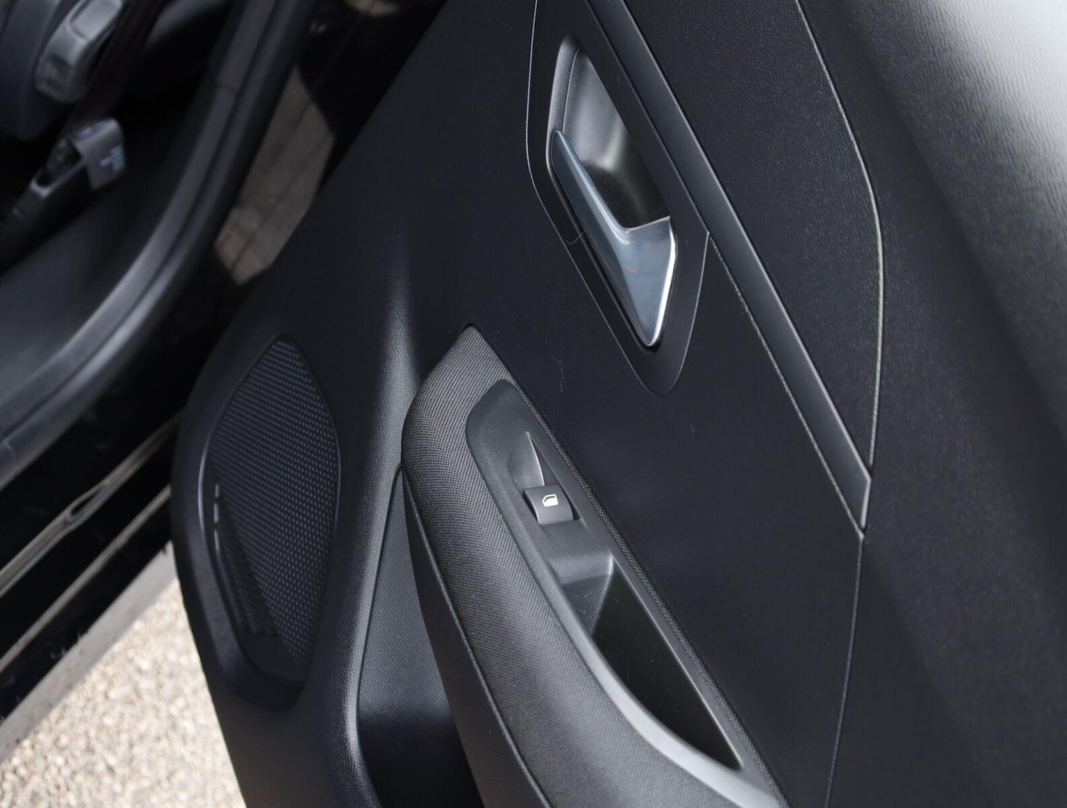 Used Peugeot 208 2022 for sale - 76675384: Photo 25