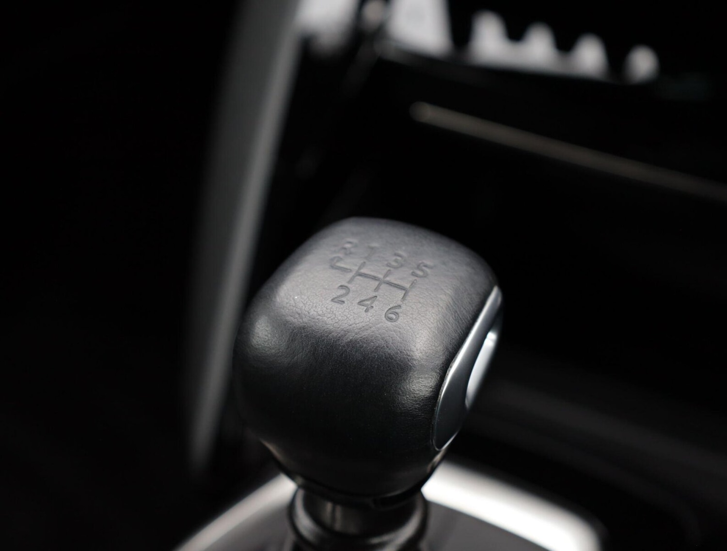 Used Peugeot 2008 2023 for sale - 76675822: Photo 8