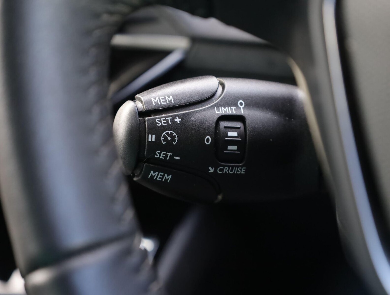 Used Peugeot 2008 2022 for sale - 76674826: Photo 20