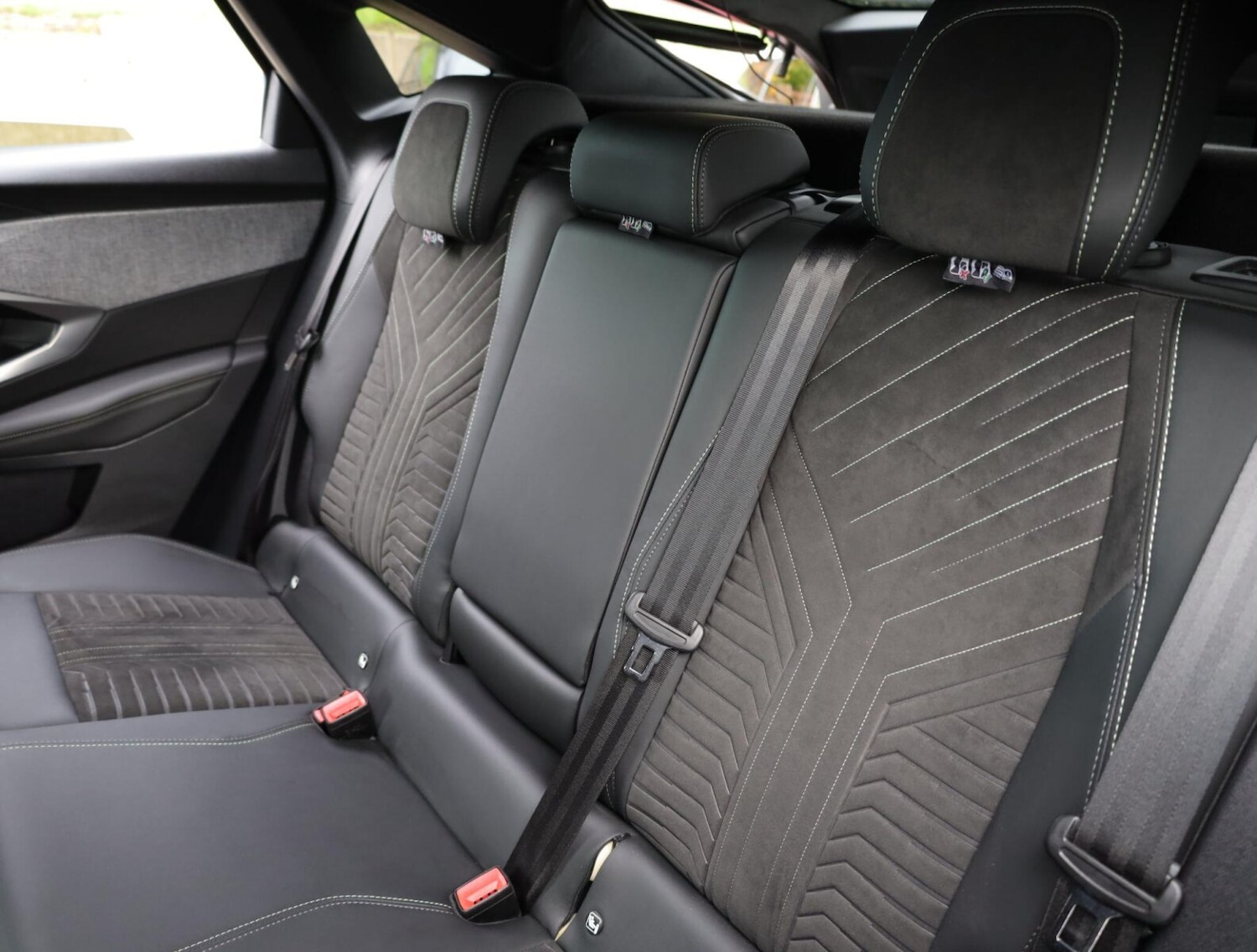 Used Peugeot 3008 2024 for sale - 76677891: Photo 12