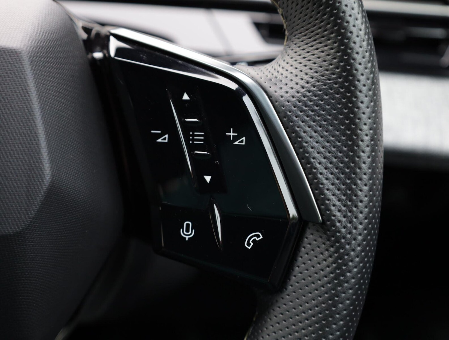 Used Peugeot 3008 2024 for sale - 76677891: Photo 22