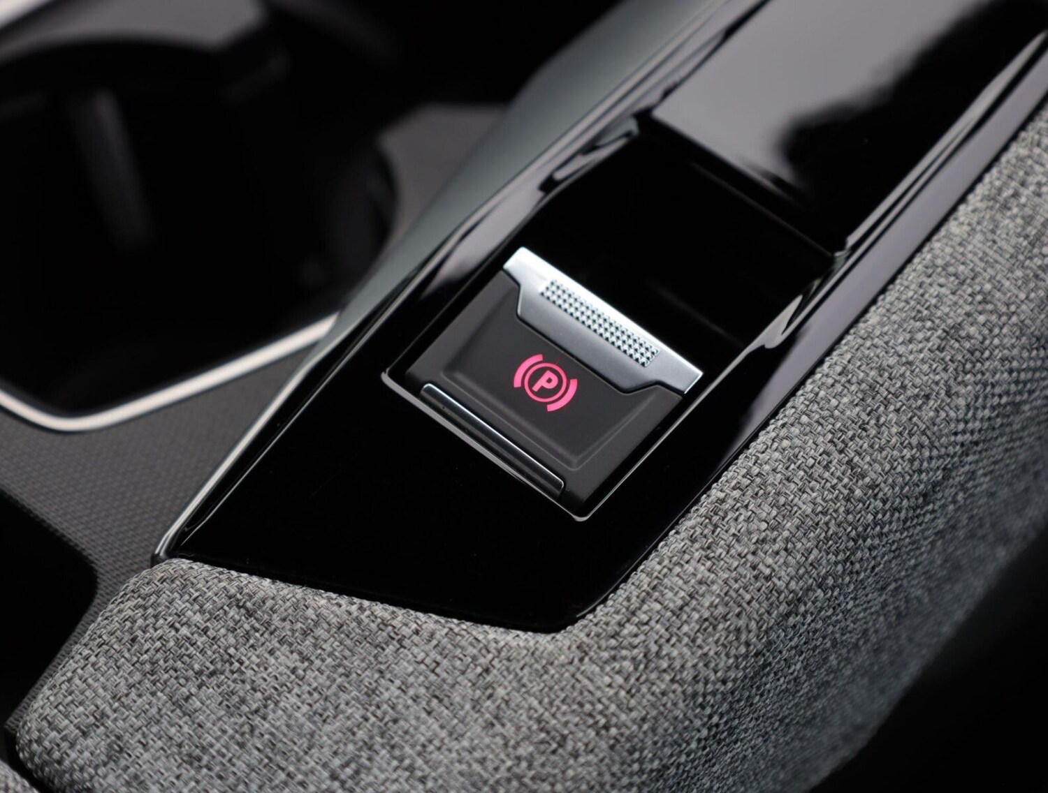 Used Peugeot 3008 2024 for sale - 76677891: Photo 23