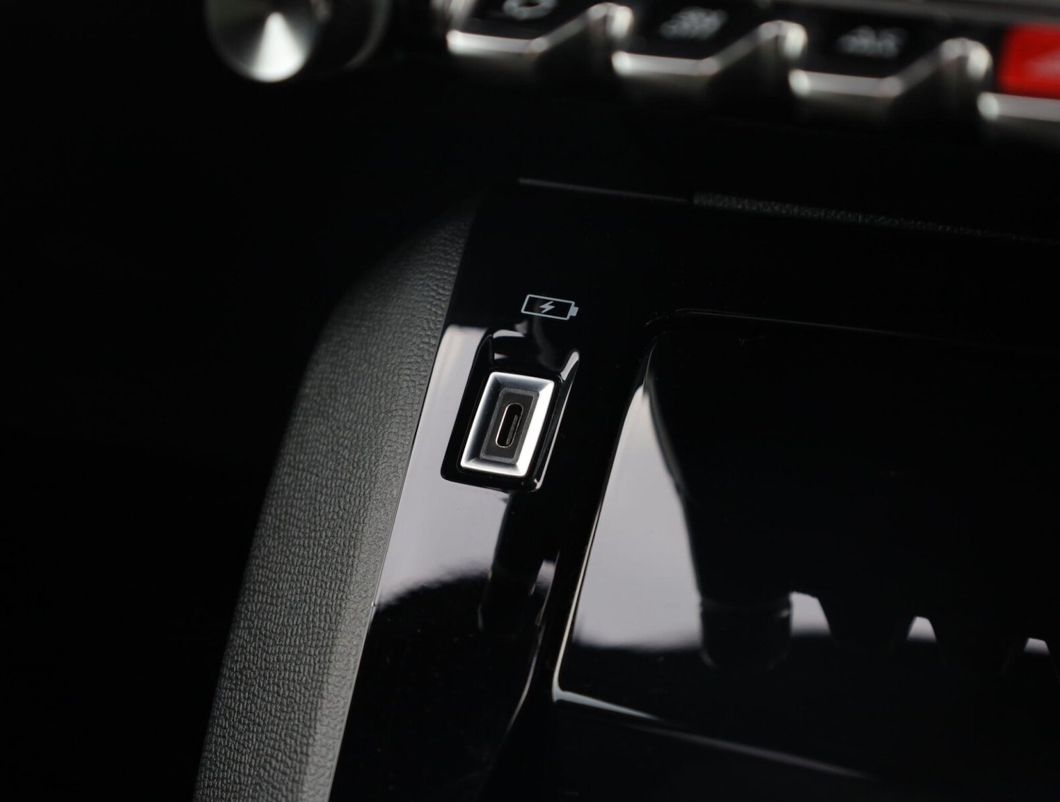 Used Peugeot 208 2021 for sale - 76681106: Photo 21