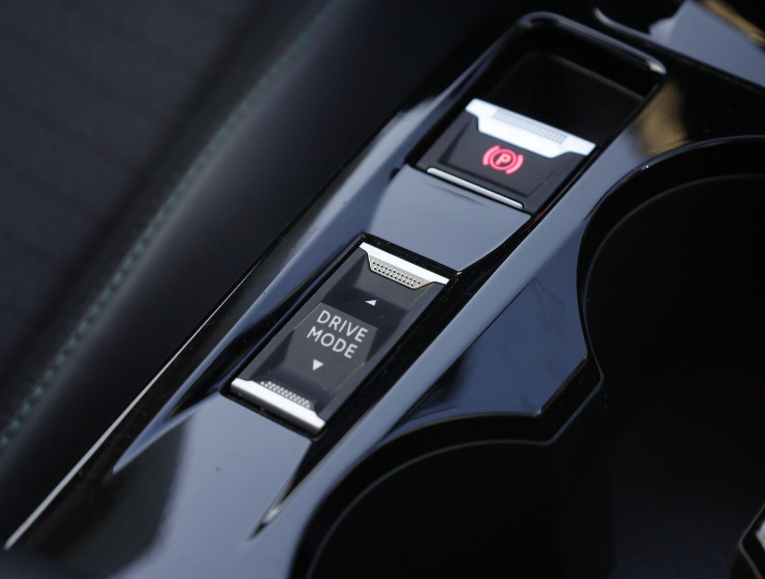 Used Peugeot 2008 2021 for sale - 76680900: Photo 21