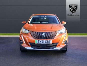 Used Peugeot 2008 2021 for sale - 76680900: Photo