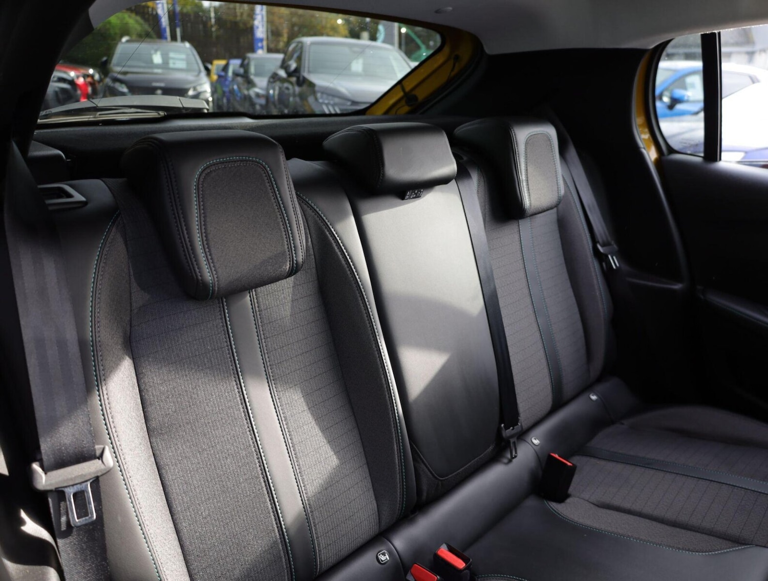 Used Peugeot 208 2023 for sale - 76676087: Photo 14