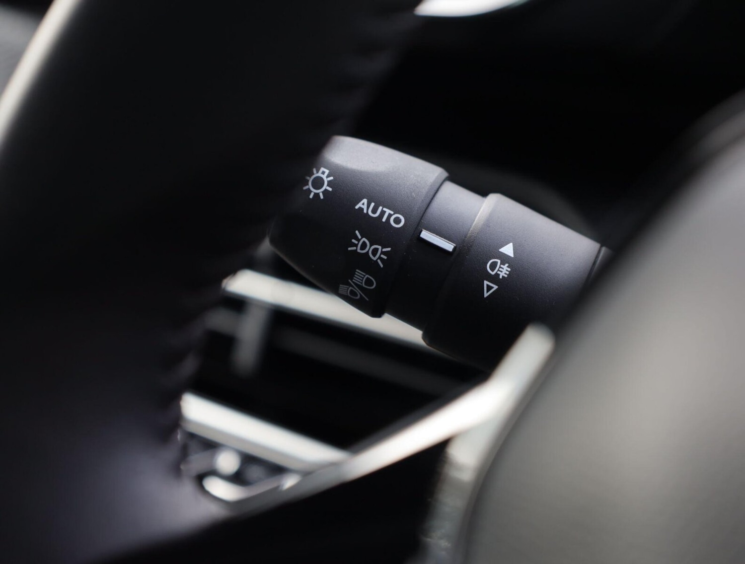 Used Peugeot 208 2023 for sale - 76676087: Photo 17