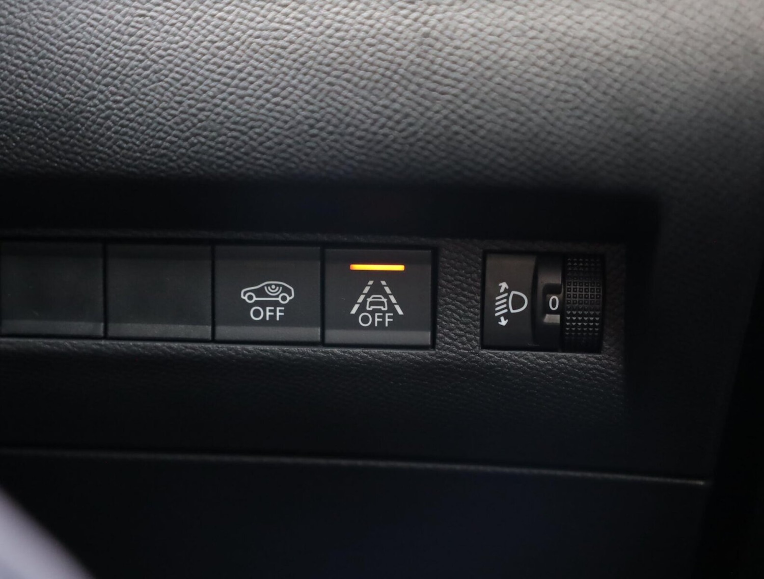 Used Peugeot 208 2023 for sale - 76676087: Photo 25