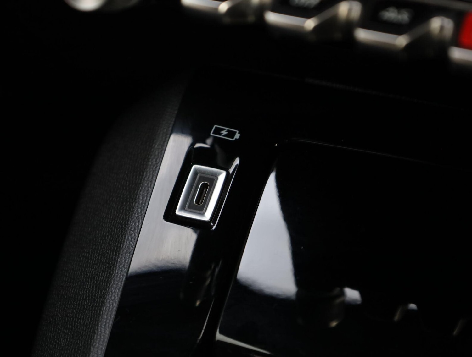 Used Peugeot 2008 2021 for sale - 76681166: Photo 21