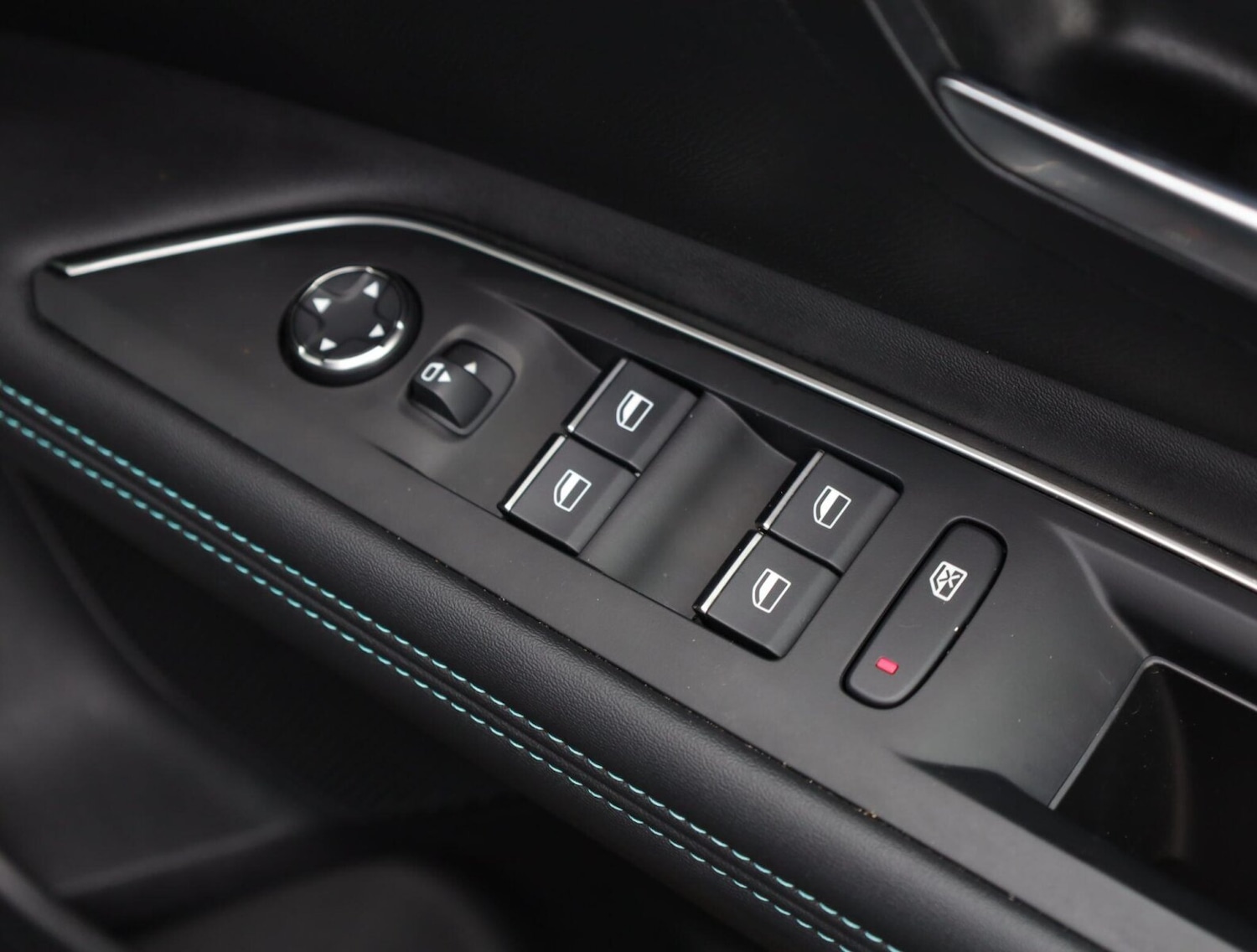 Used Peugeot 3008 2023 for sale - 76675604: Photo 13