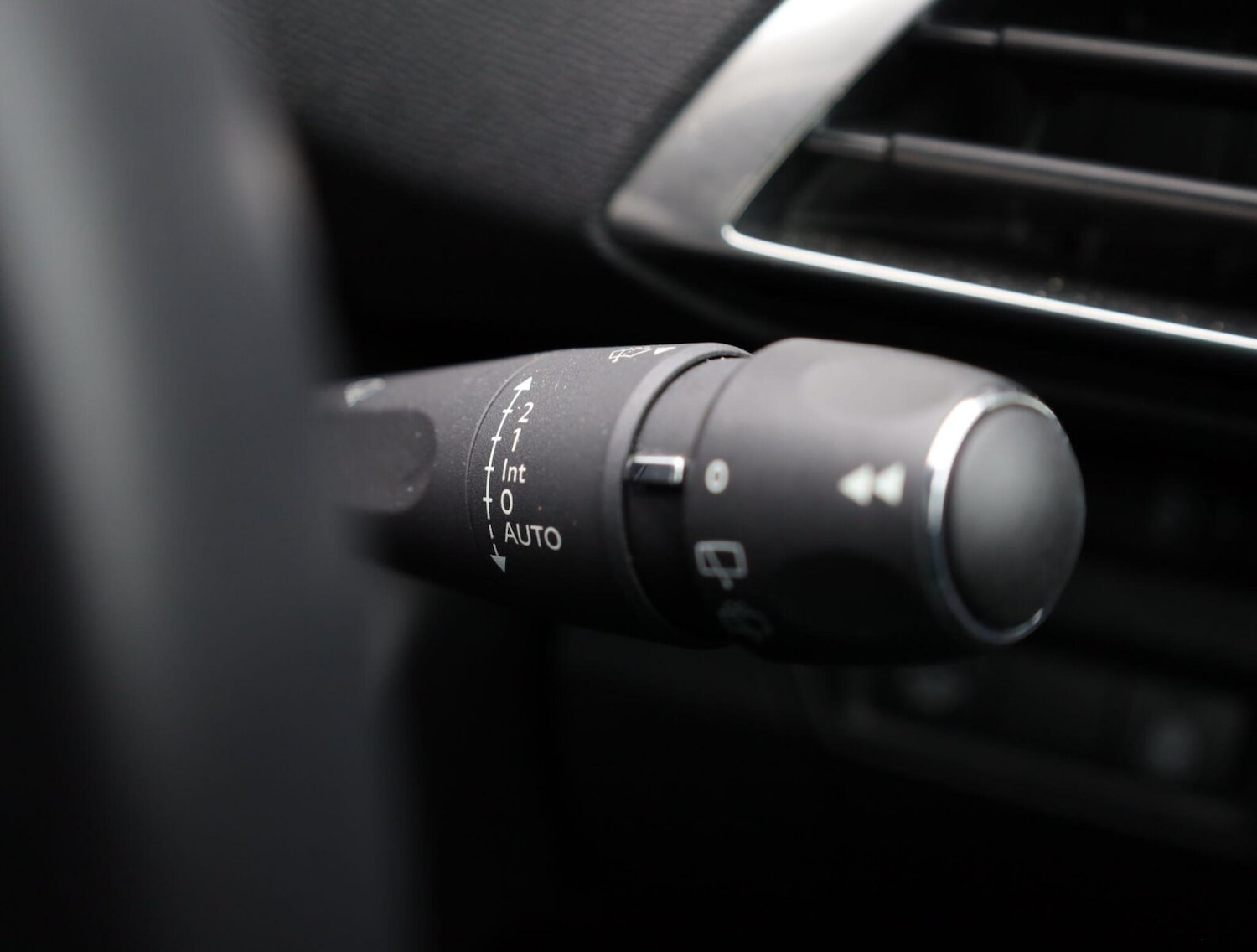 Used Peugeot 3008 2023 for sale - 76675604: Photo 17