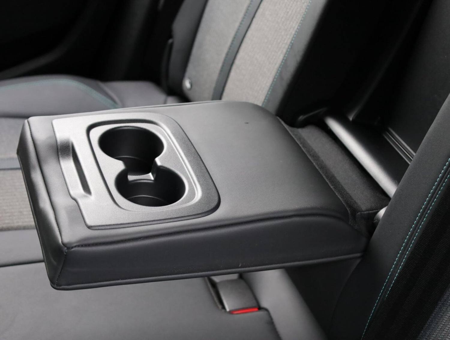 Used Peugeot 3008 2023 for sale - 76675604: Photo 23