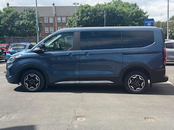 Used Ford Tourneo Custom 2024 for sale - 78644256: Photo