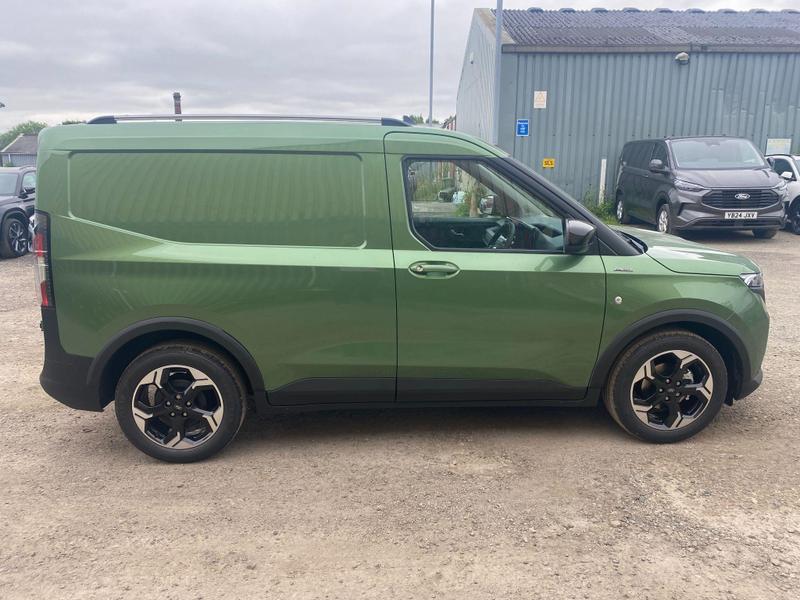 Used Ford Transit Courier for sale - 77447376: Photo 9