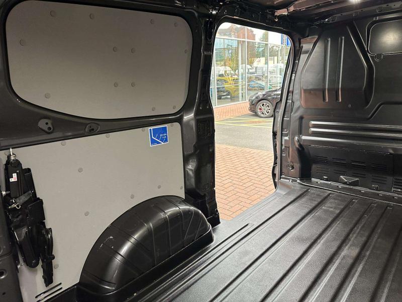 Used Ford Transit Custom 2024 for sale - 76534376: Photo 19