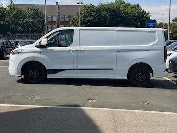 Used Ford E-Transit 2025 for sale - 79203199: Photo