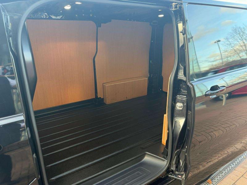 Used Ford E-Transit 2025 for sale - 77261168: Photo 16