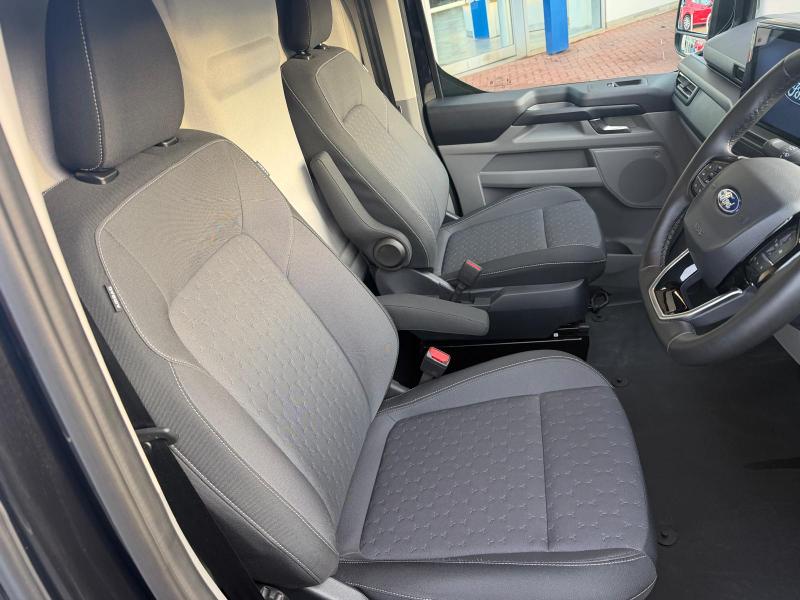 Used Ford E-Transit 2025 for sale - 77261168: Photo 25