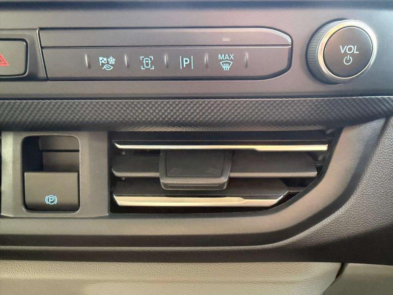 Used Ford E-Transit 2025 for sale - 77261168: Photo 31