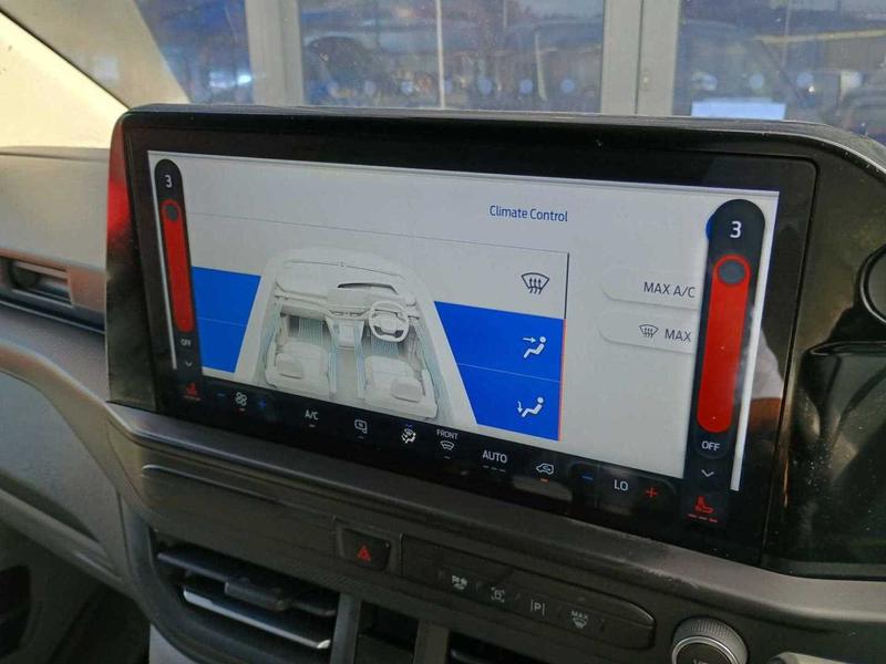 Used Ford Transit Custom 2024 for sale - 76776792: Photo 37