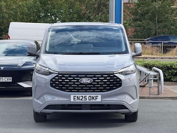 Used Ford Tourneo Custom 2025 for sale - 79050510: Photo