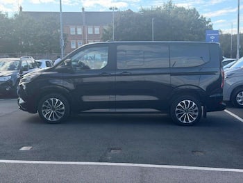 Used Ford E-Tourneo Custom 2026 for sale - 79802772: Photo