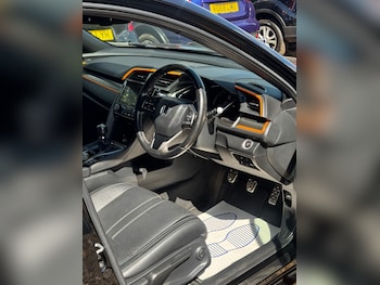 Used Honda Civic 2017 for sale - 79444853: Photo