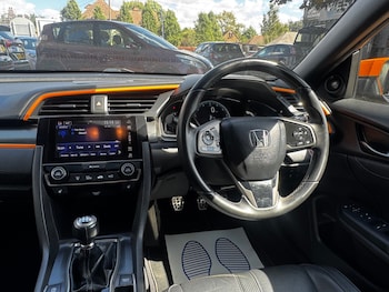 Used Honda Civic 2017 for sale - 79444853: Photo