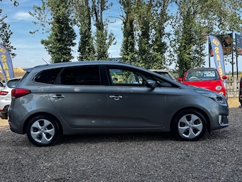Used Kia Carens 2014 for sale - 79105175: Photo
