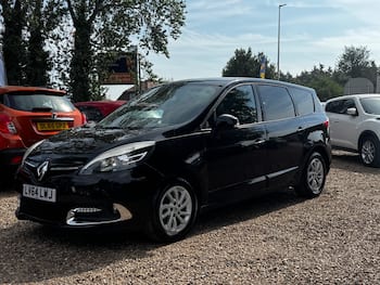 Used Renault Grand Scenic 2014 for sale - 79704612: Photo