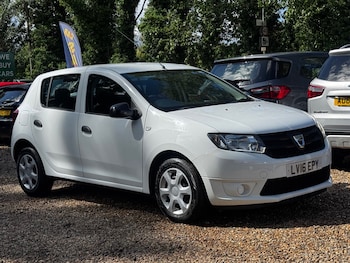 Used Dacia Sandero 2016 for sale - 78865200: Photo