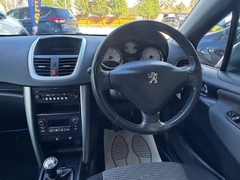 Used Peugeot 207 2009 for sale - 79444851: Photo